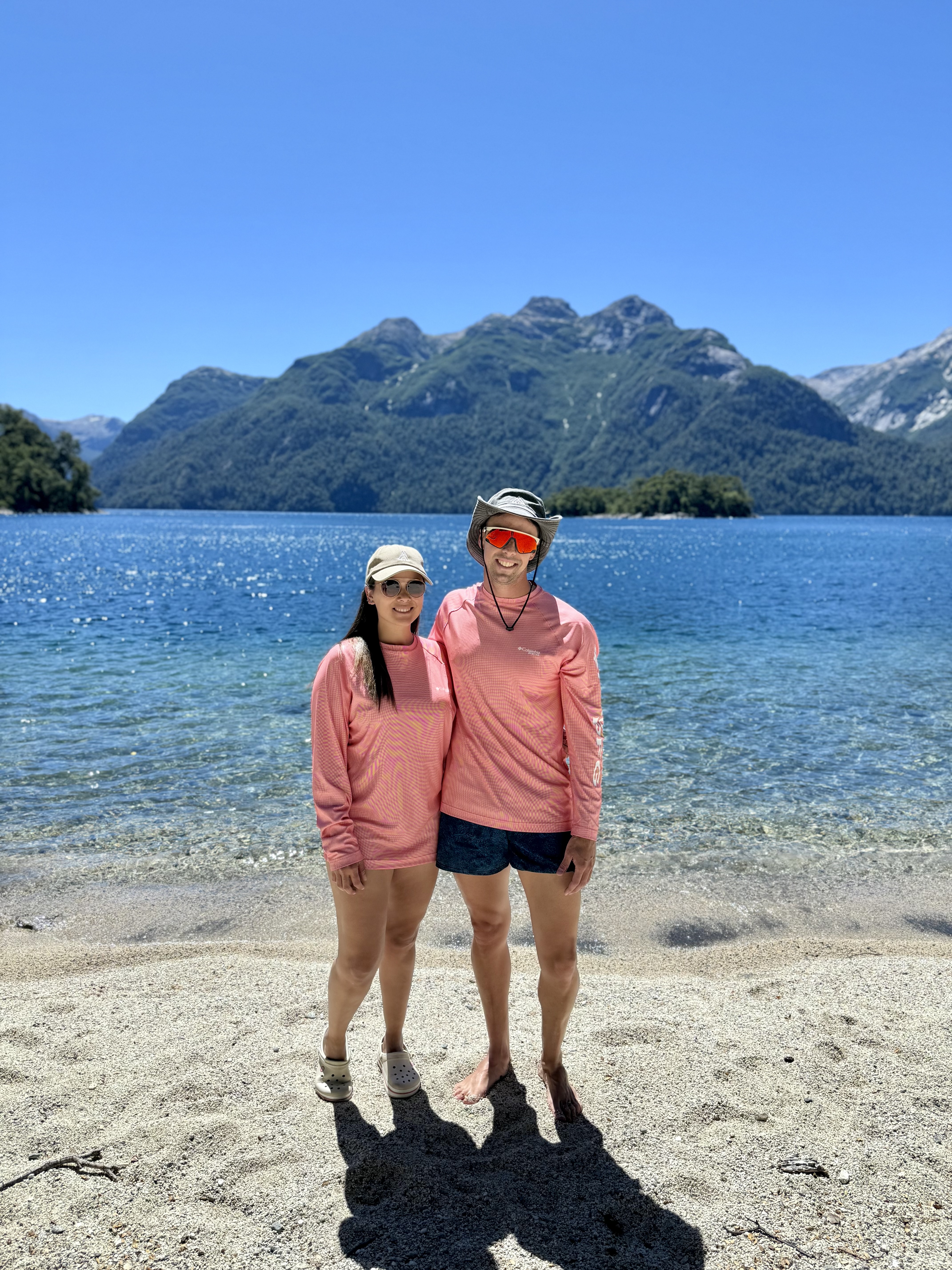 Marcos y Barbie, equipo de Tu Rincón Bariloche